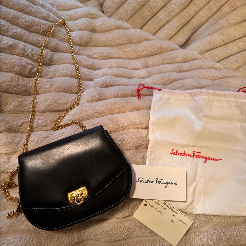 Salvatore Ferragamo Black Leather Gancini Chain Shoulder Bag